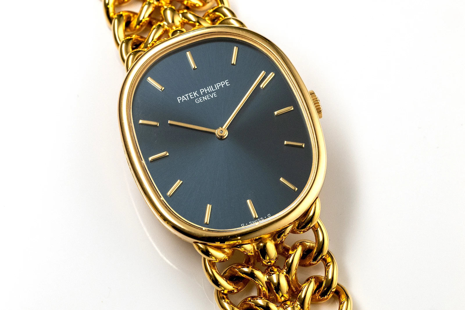PATEK PHILIPPE “GOLDEN ELLIPSE”
