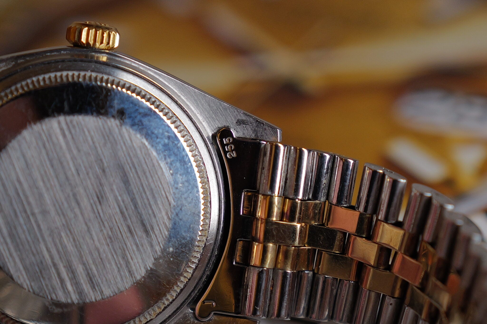 Brown Ghost dial