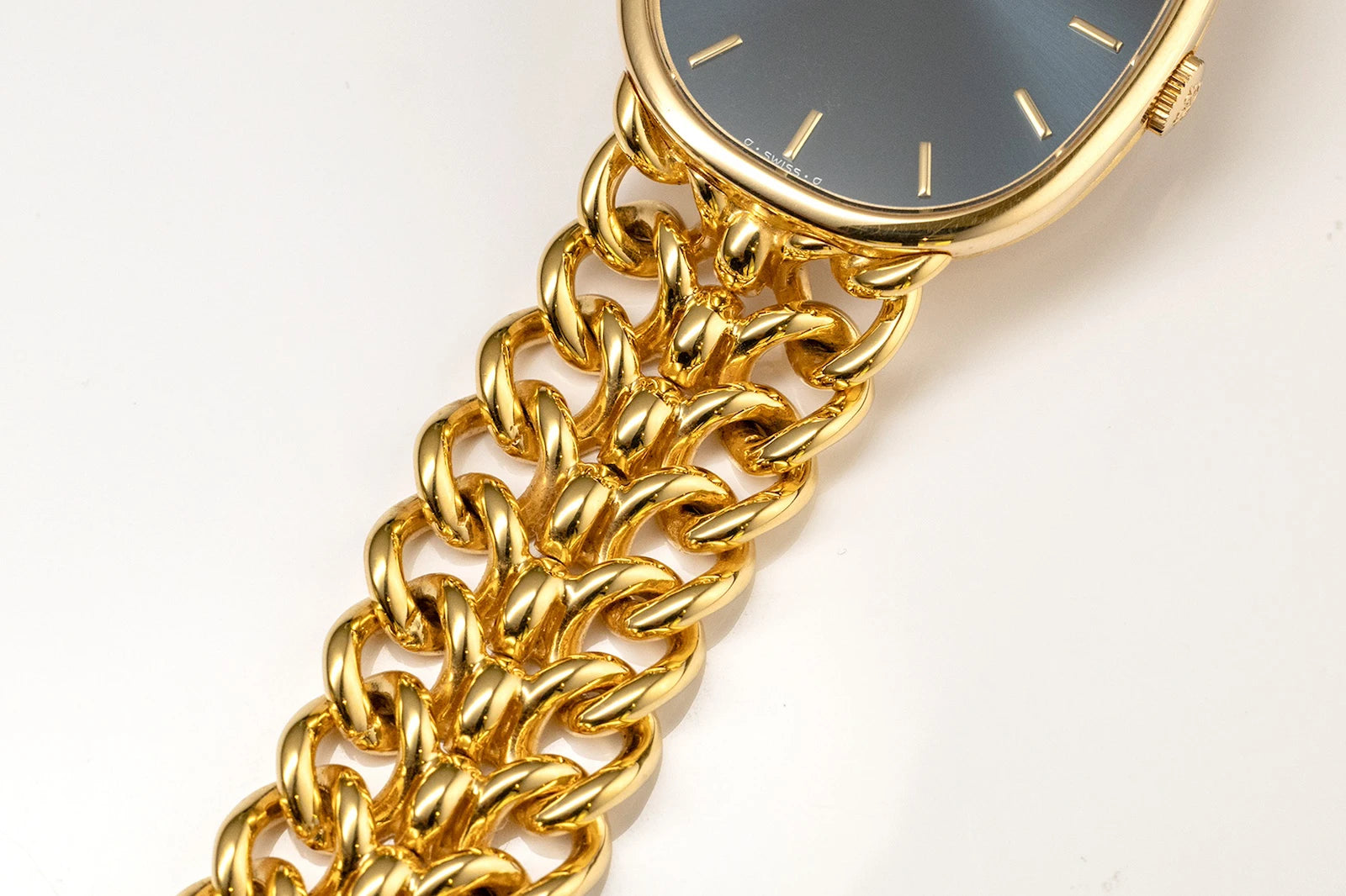 PATEK PHILIPPE “GOLDEN ELLIPSE”