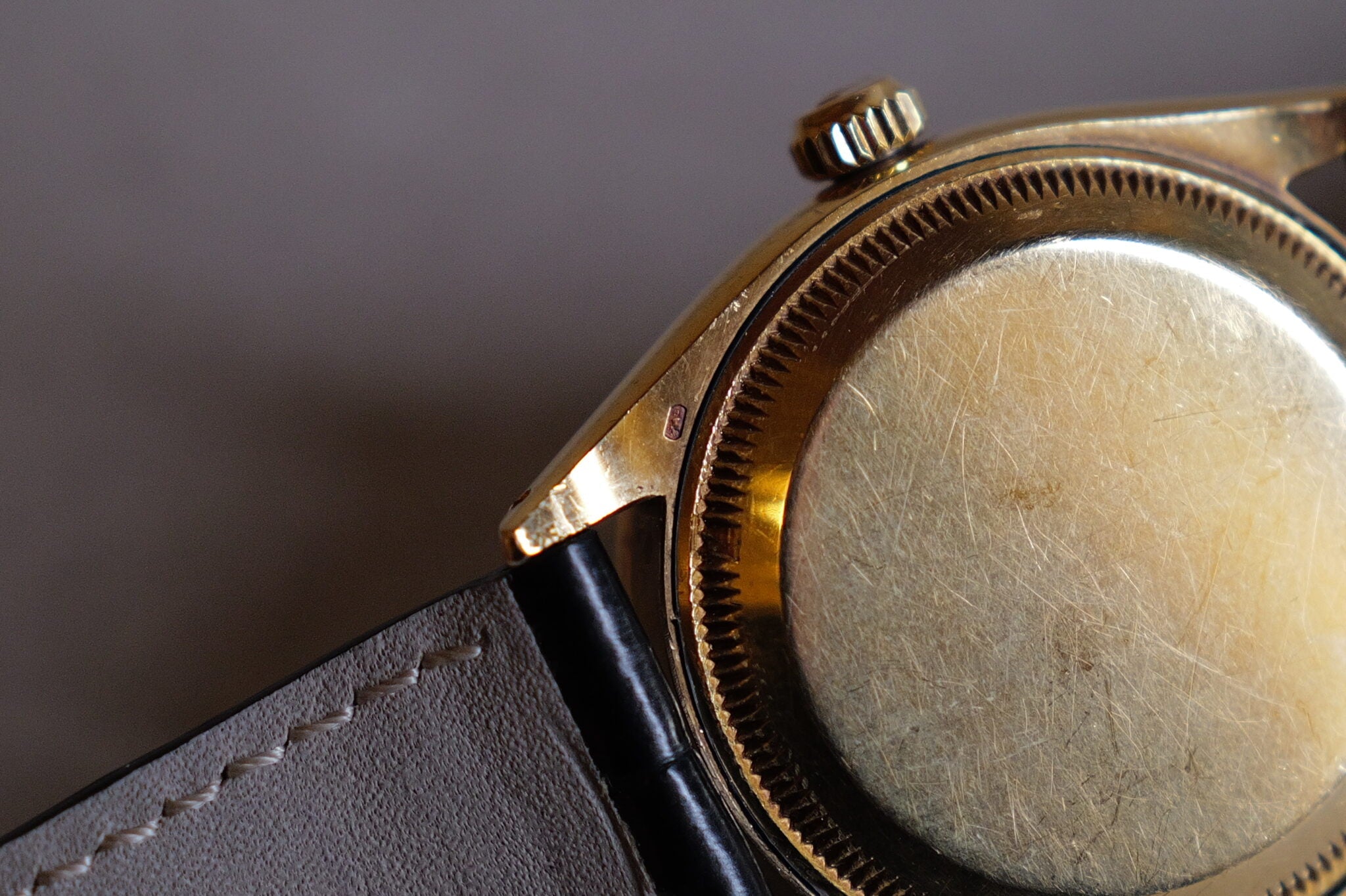 Ref.6569 Beautiful Gilt