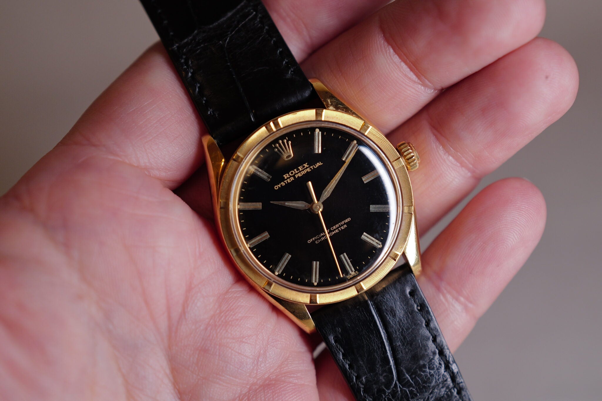 Ref.6569 Beautiful Gilt