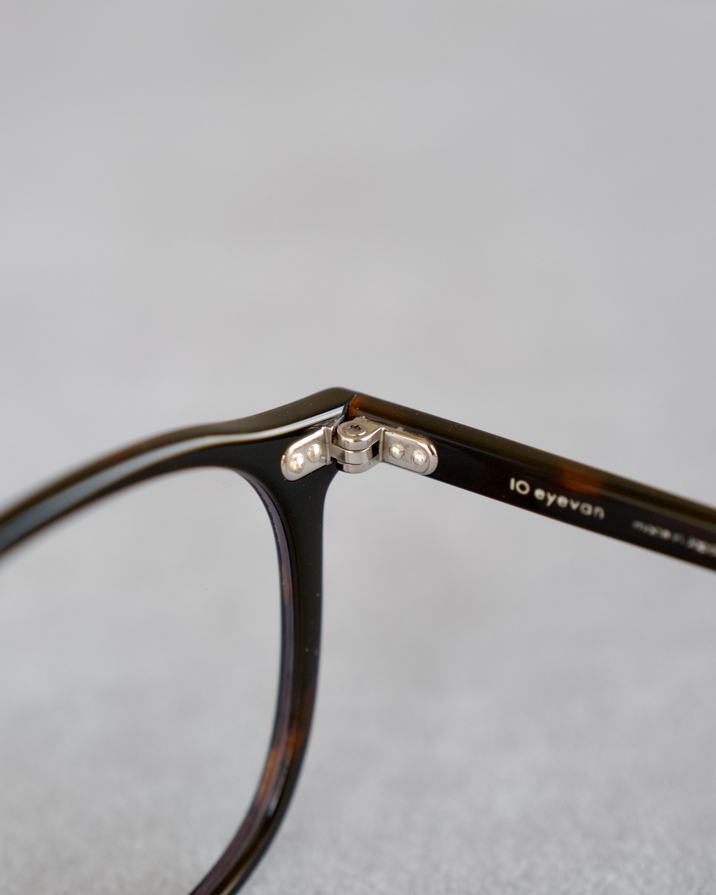III CELLULOID no.7 W