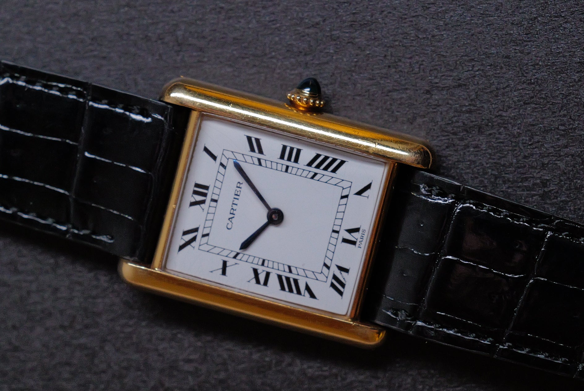 K18YG Loius Cartier Tank Paris Letter