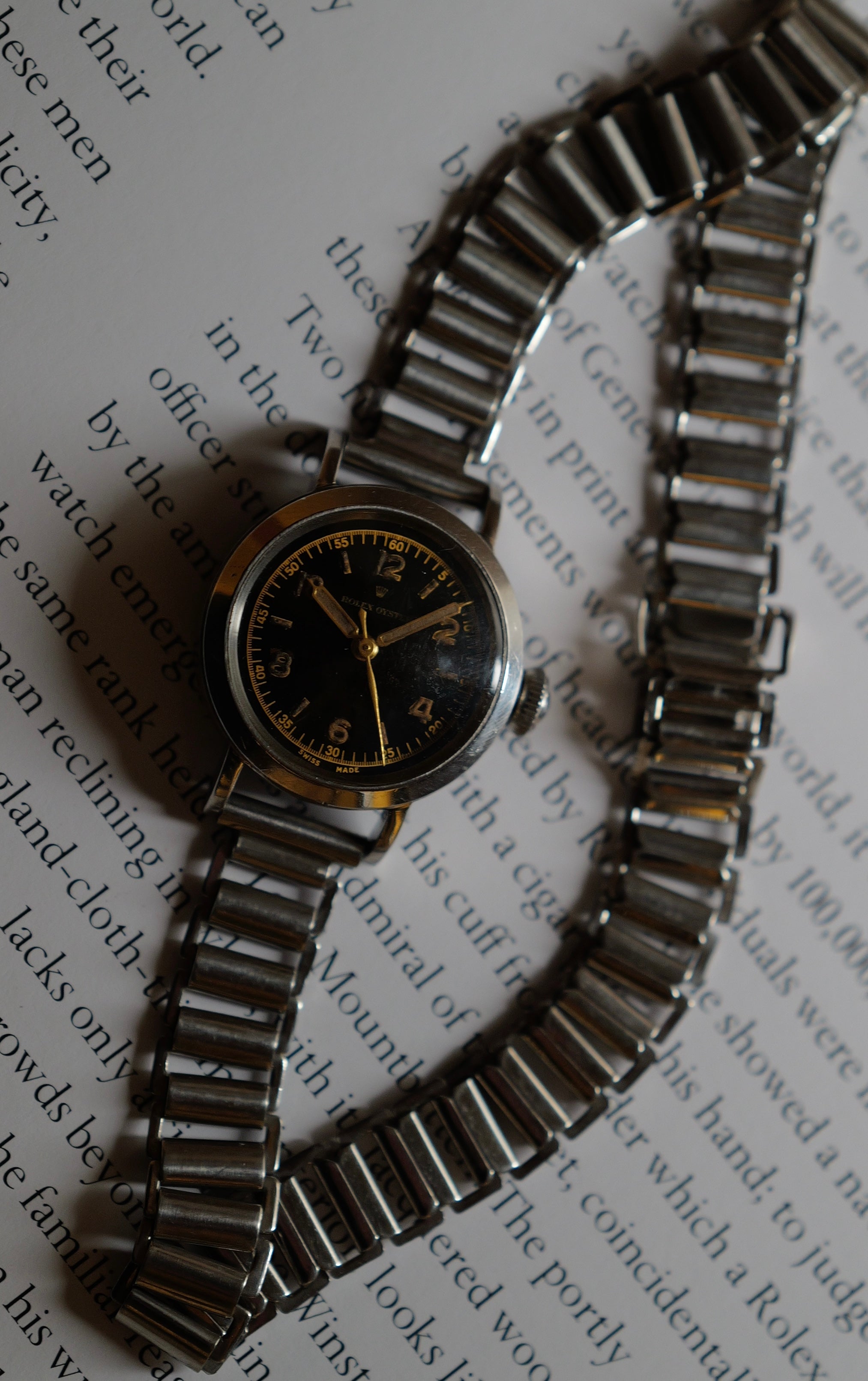 Oyster Athlete with Cylinder case