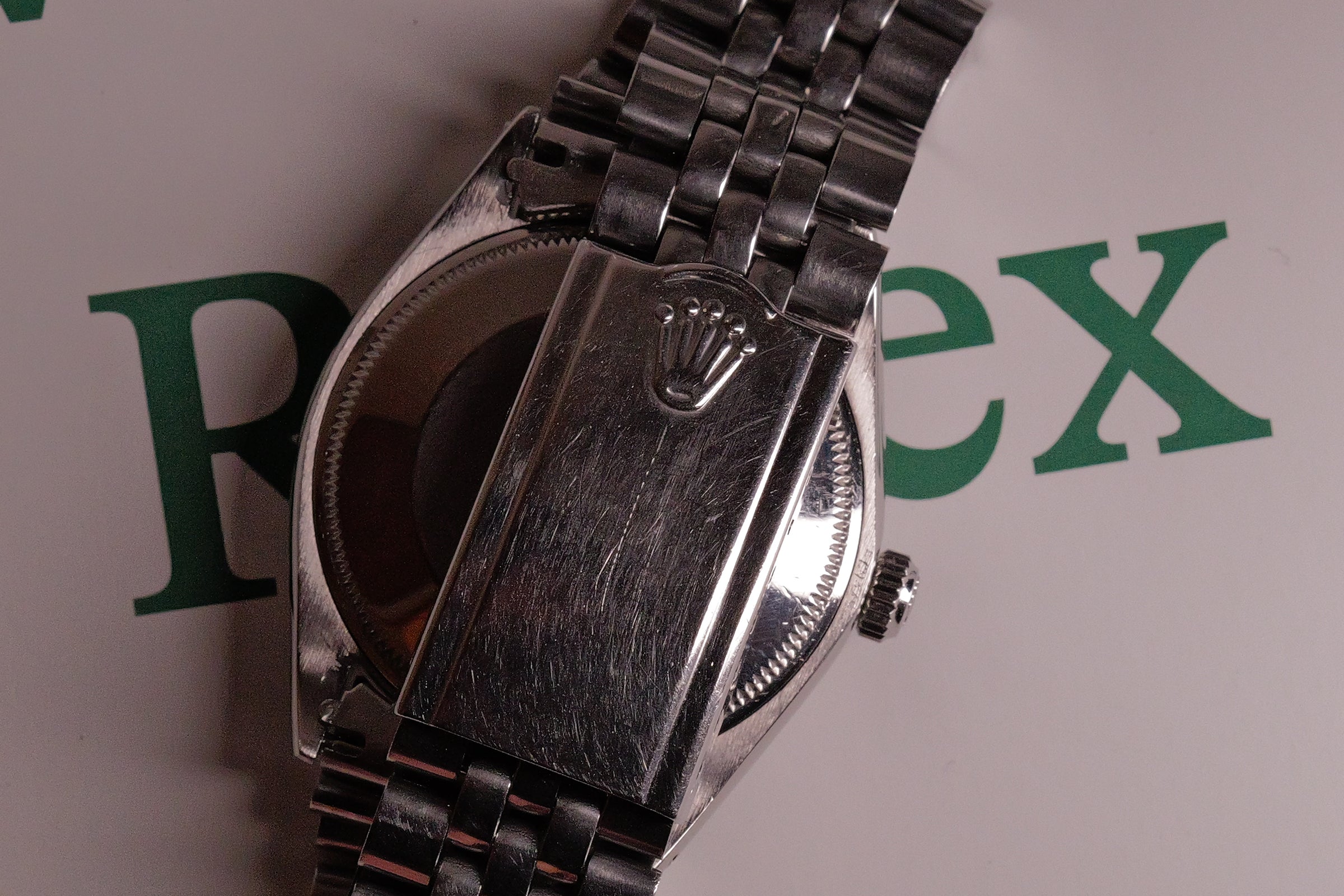 Non date gilt Ref.1002