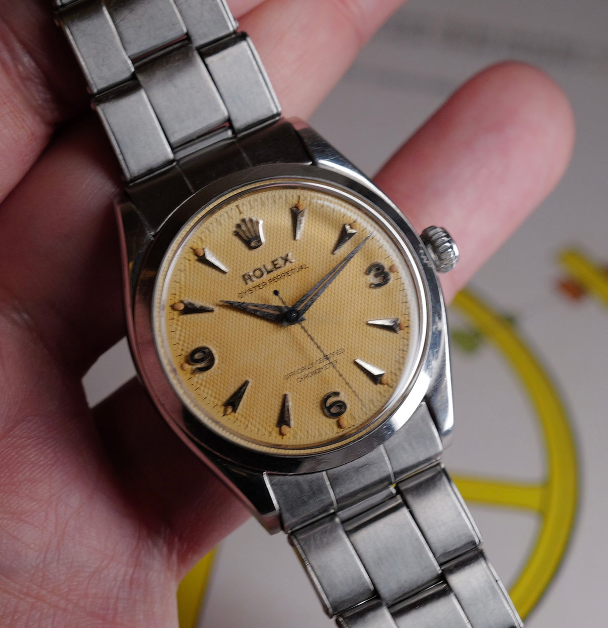 Honeycomb Explorer dial
