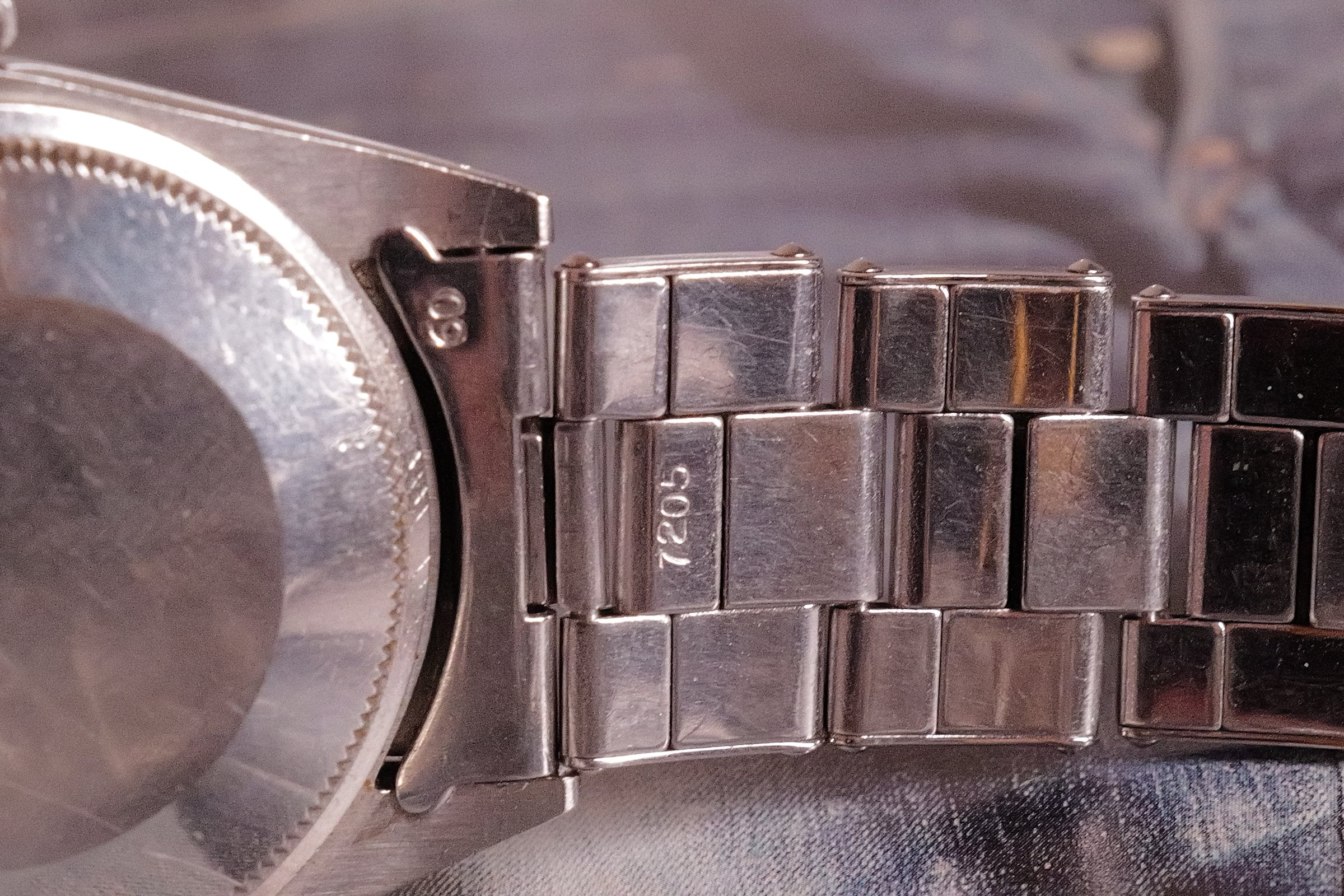 Blue Jeans dial