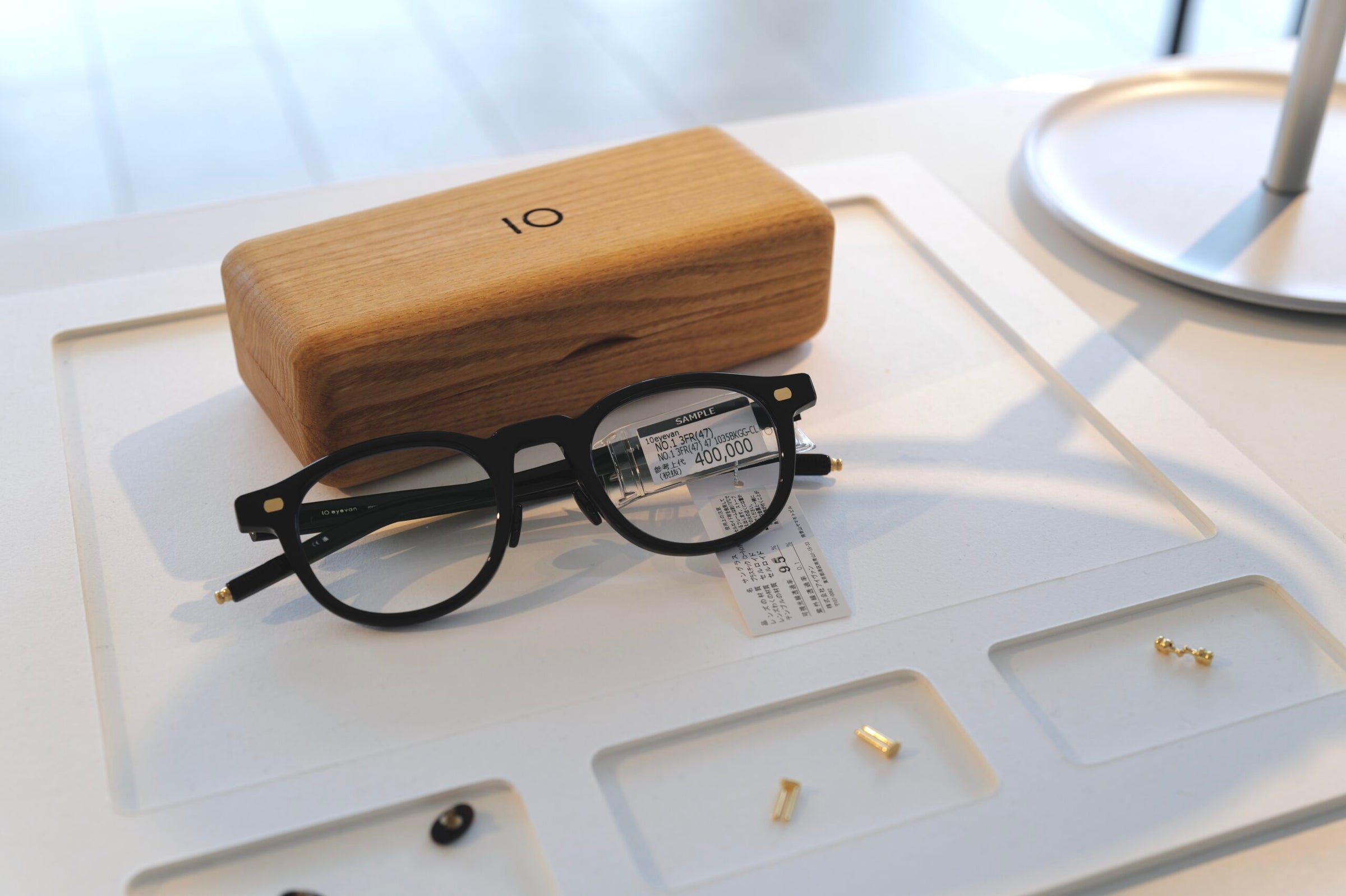 III CELLULOID no.1 FR 1035BKGG