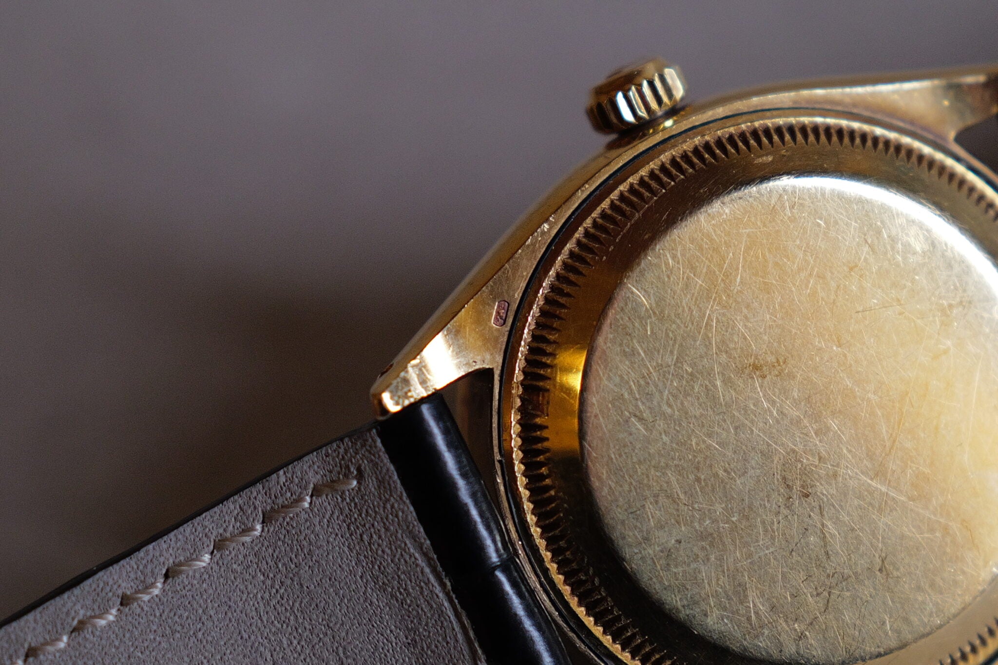 Ref.6569 Beautiful Gilt