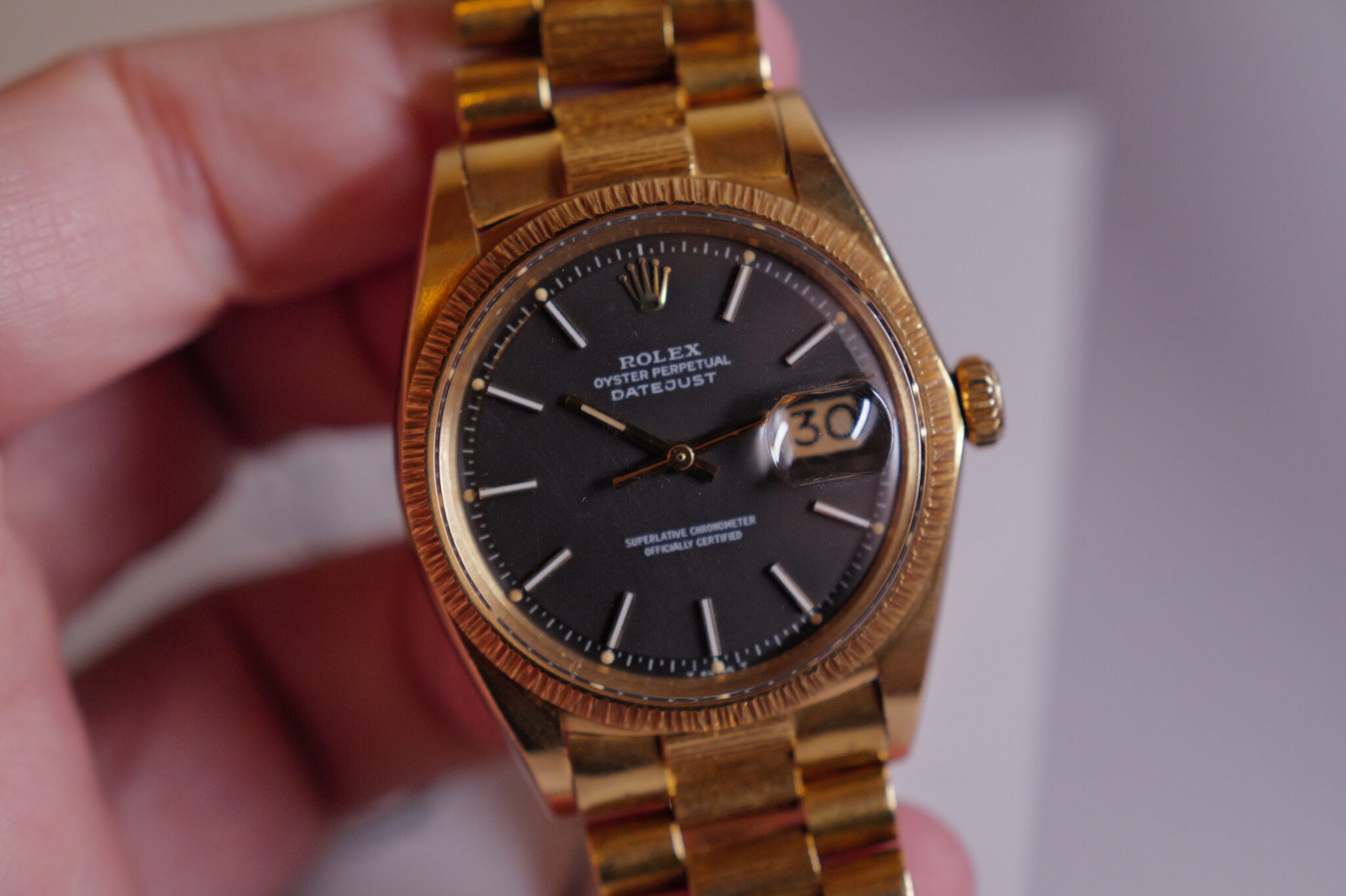 18K Bark Date Just