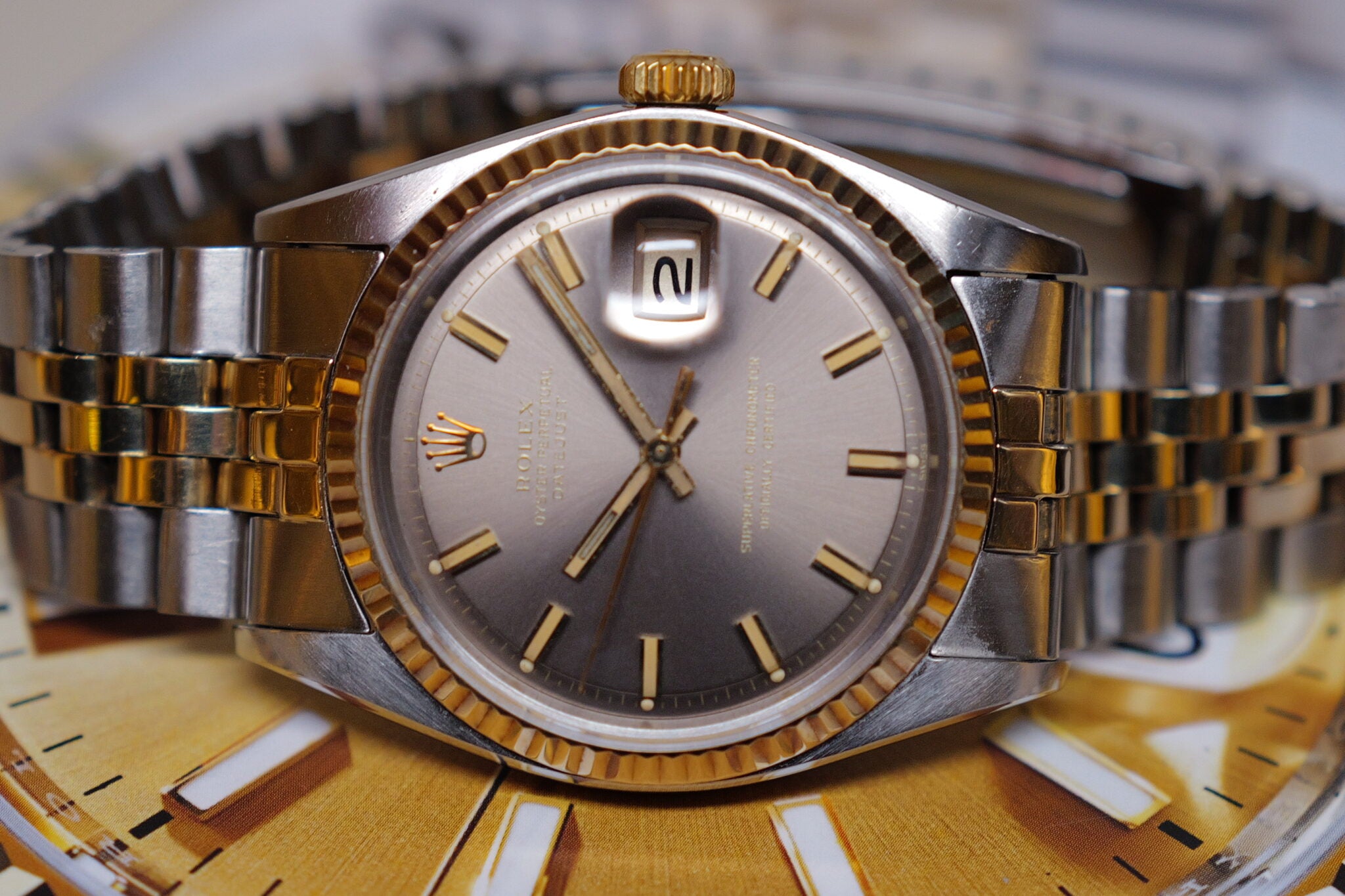 Brown Ghost dial